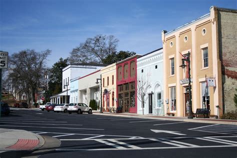 Flowery Branch GA .